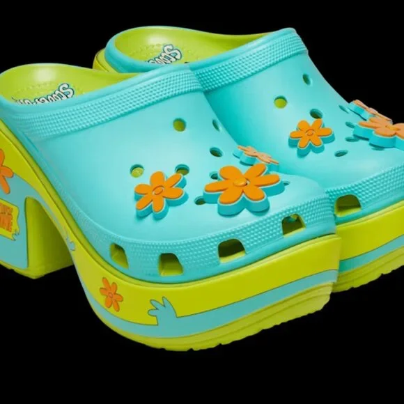 CROCS Scooby-Doo! Siren Clog - Picture 1 of 2
